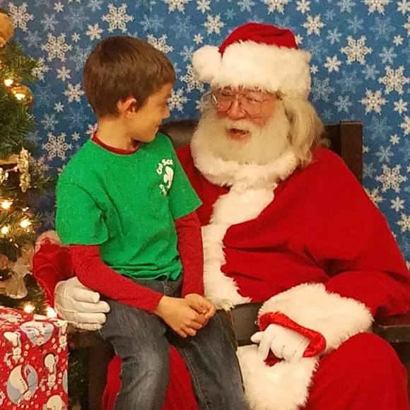 Meet your Posher, Cassandra - Picture 1 of 1